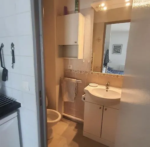 Vue Sur Les Dourbes 44 Thermes Apartment *